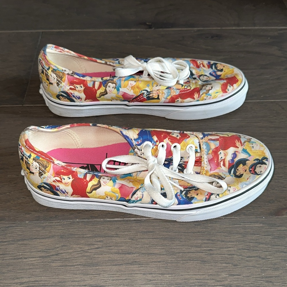Vans x Disney Princess - Picture 2 of 5